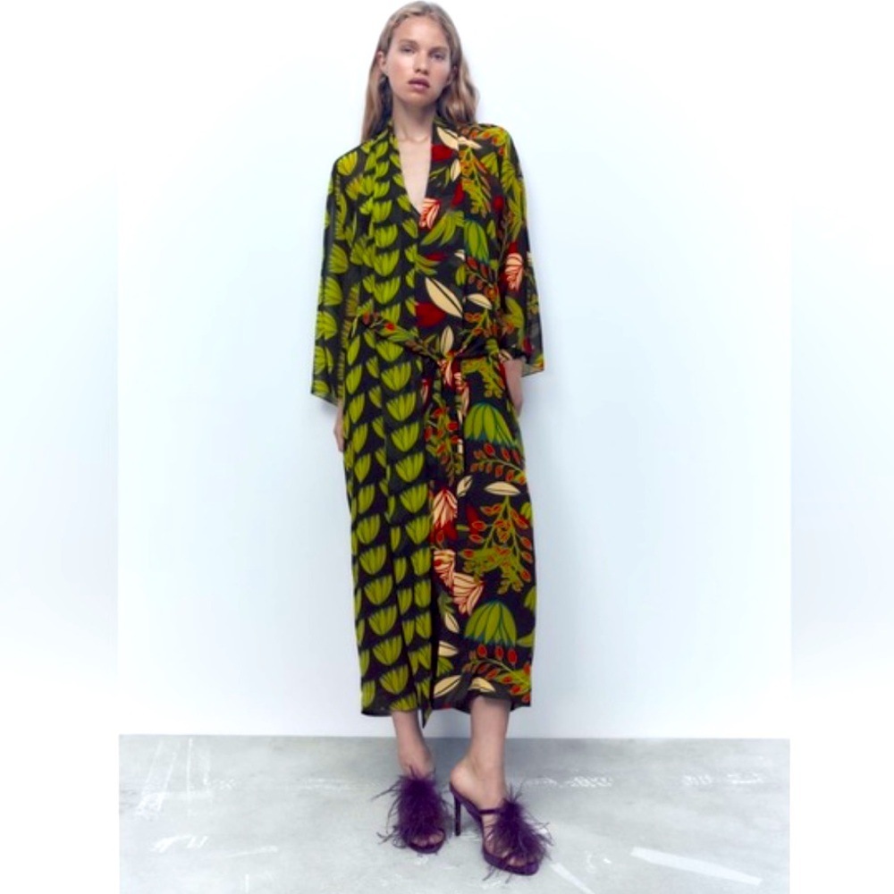 Zara chiffon flowy v-neck Black slip maxi dress and belted duster cover up sz.S